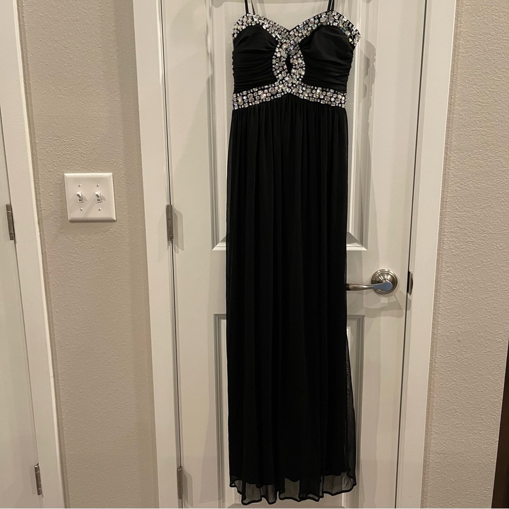 Black Strapless Prom Dress
